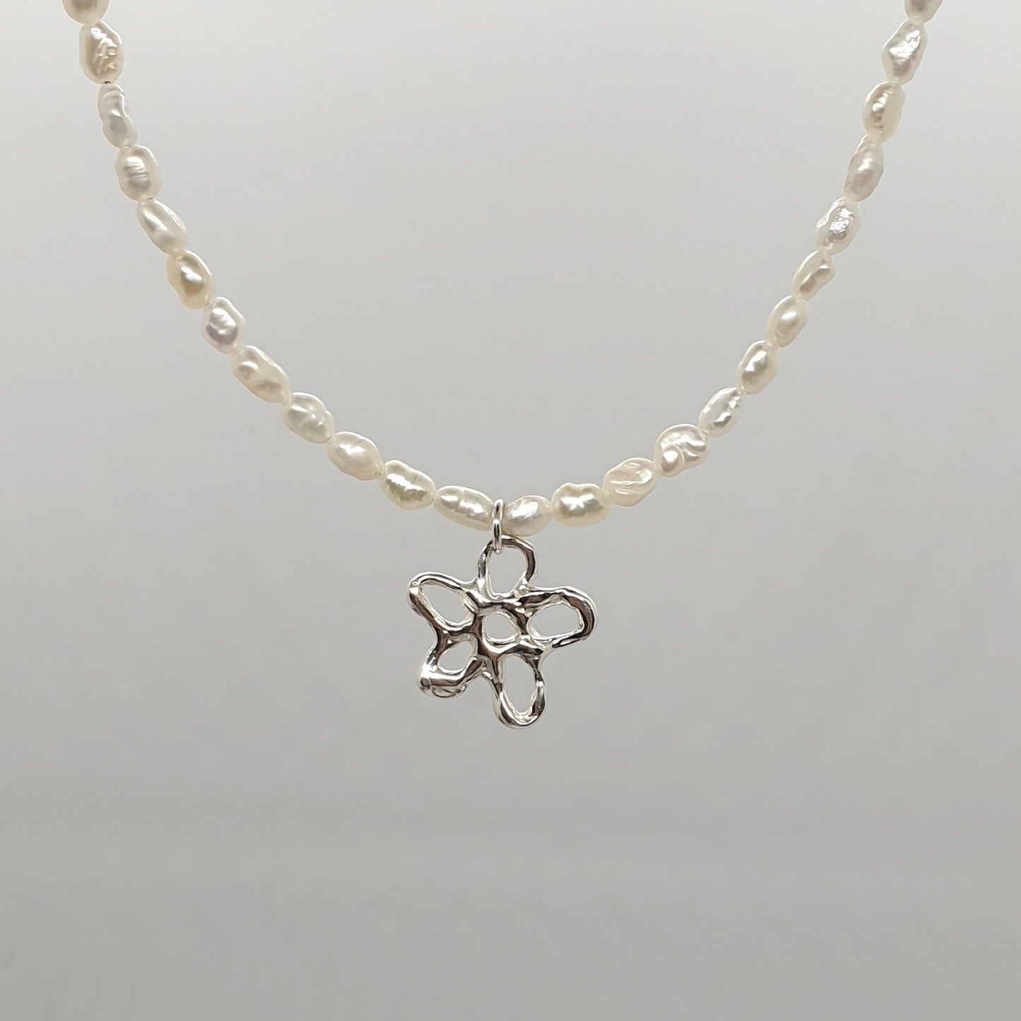 sterling silver flower pearl necklace