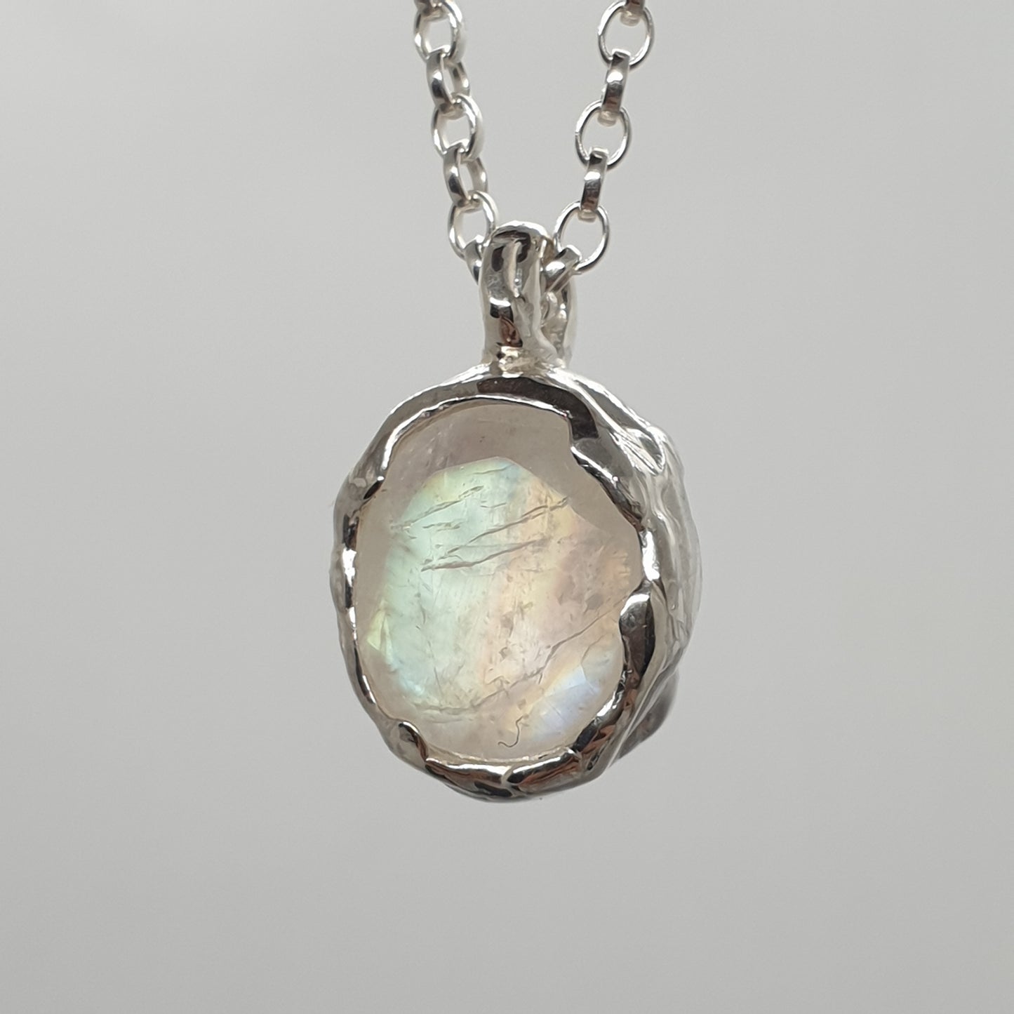 faceted oval moonstone sterling silver necklace