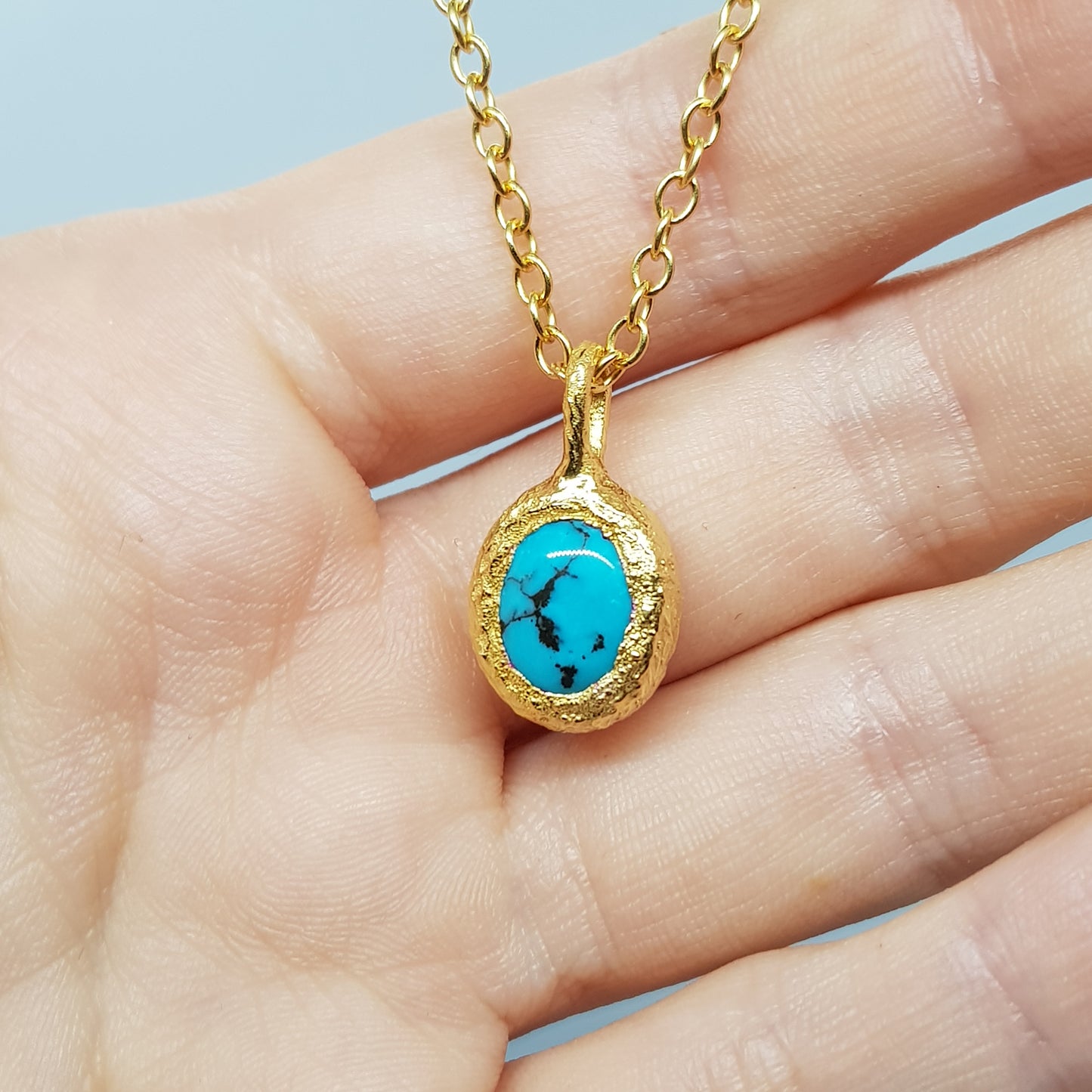 Turquoise Pebble Gold Necklace