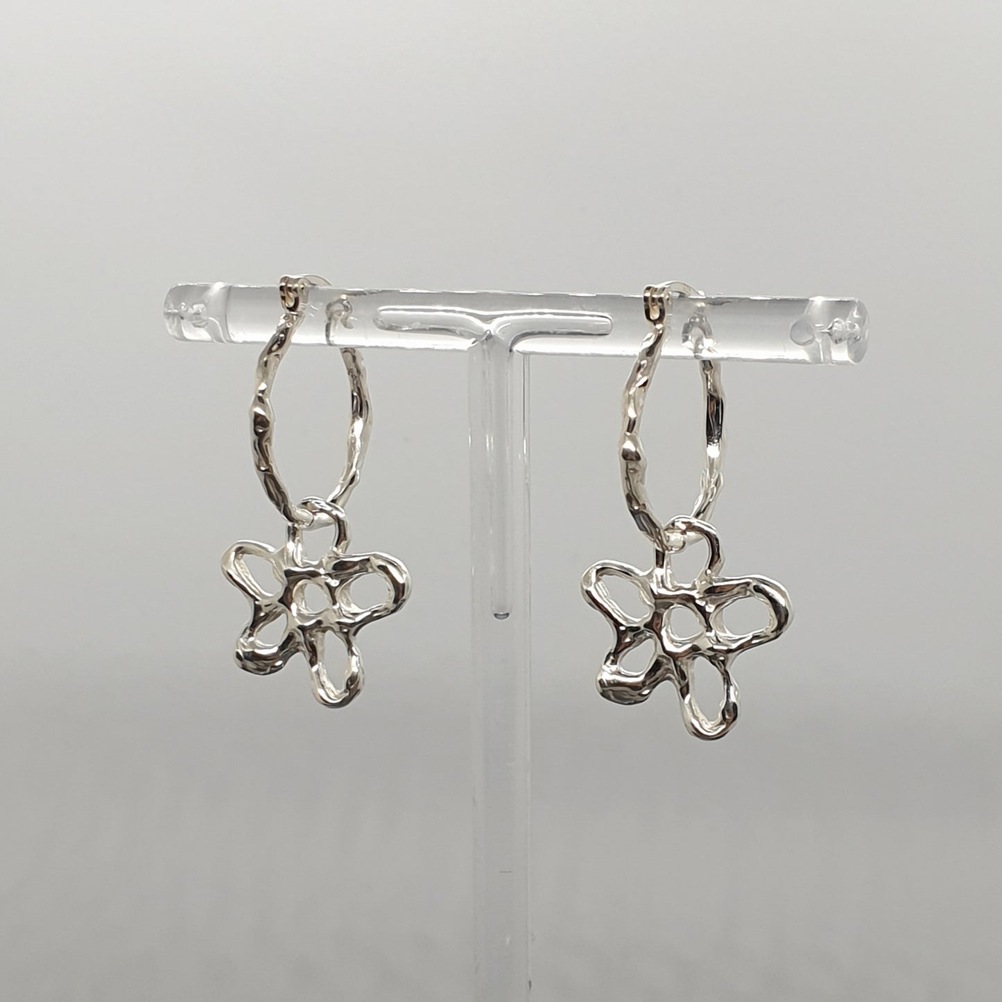 sterling silver flower hoop earrings