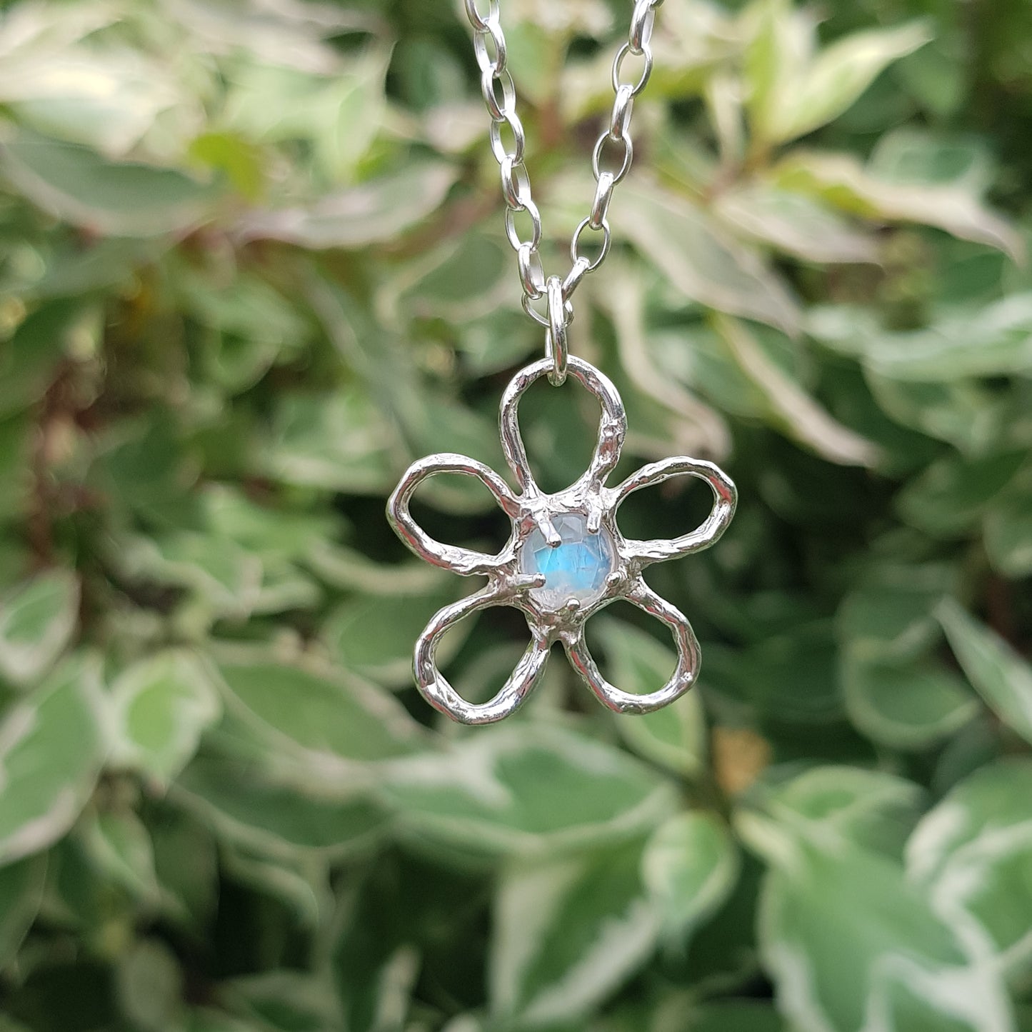 rose cut moonstone silver necklace flower shape