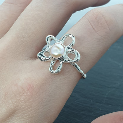 freeform flower ring sterling silver with peach keishi freshwater pearl 