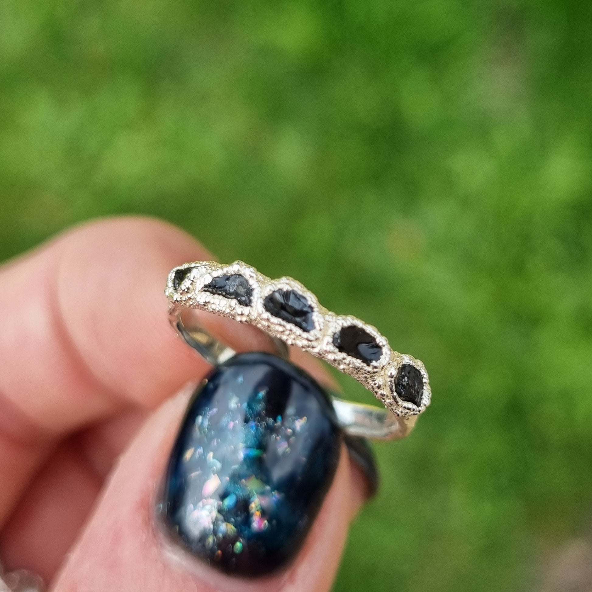 raw multi black stone ring