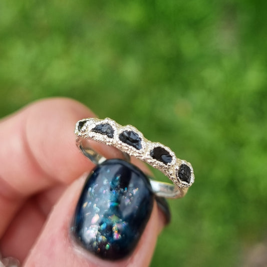 raw multi black stone ring