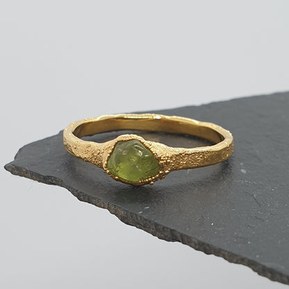 natural peridot gold ring