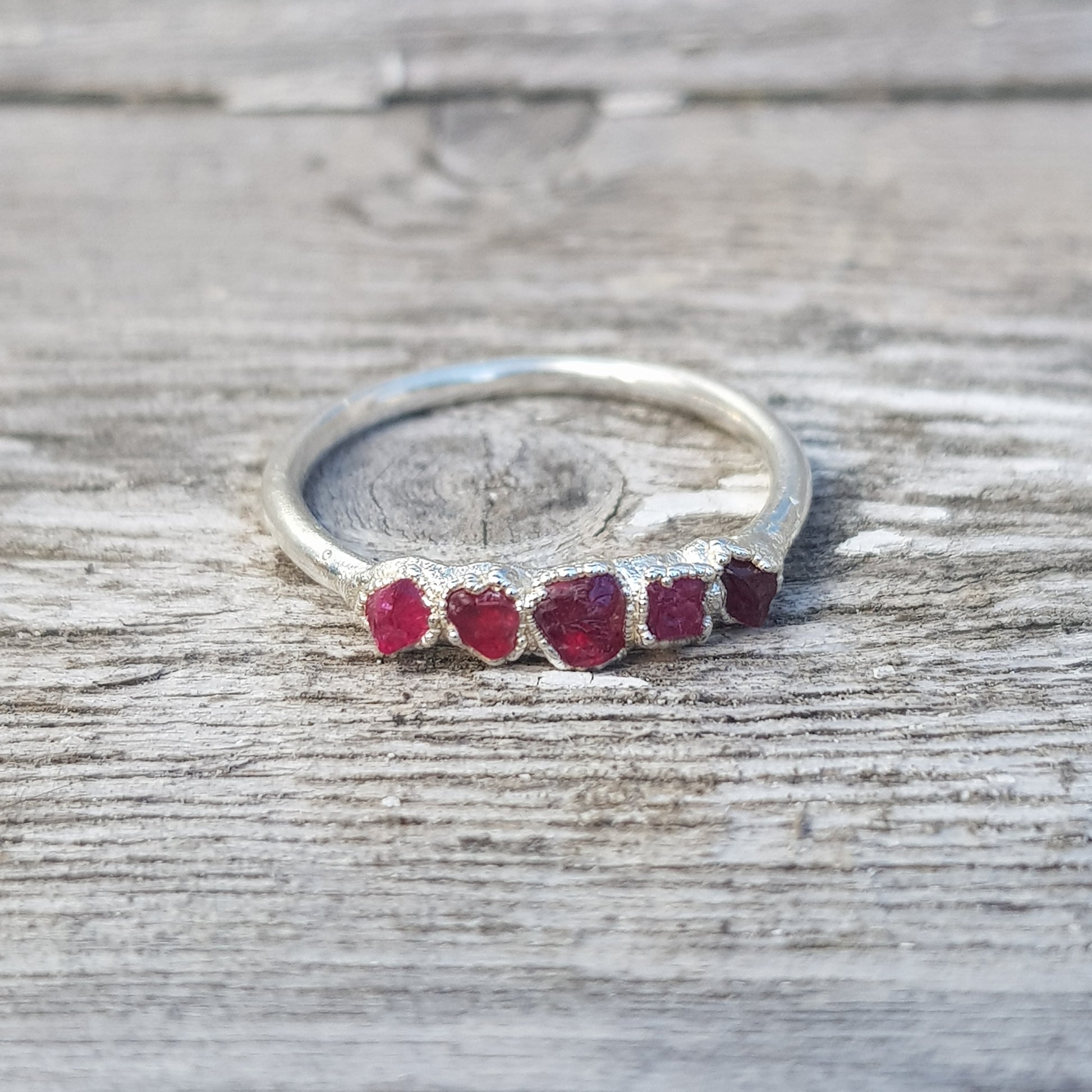 rough natural spinel ring